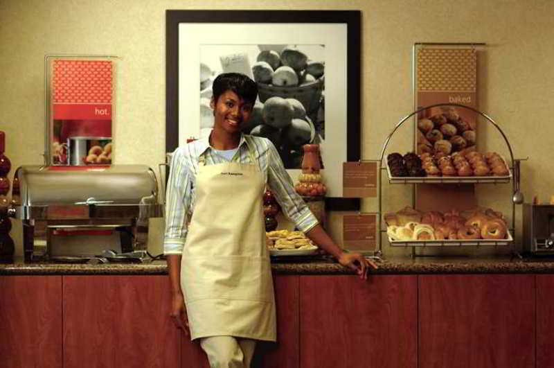 Hampton Inn & Suites Arroyo Grande Restoran gambar
